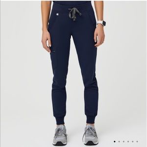 2 for $30!! Used Figs joggers